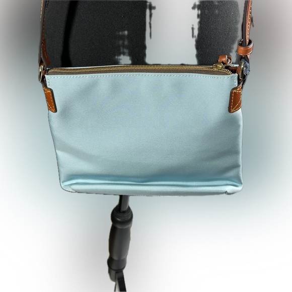 Dooney & Bourke Authentic Nylon Double Zip Crossbody Shoulder Bag Light … - Picture 2 of 10